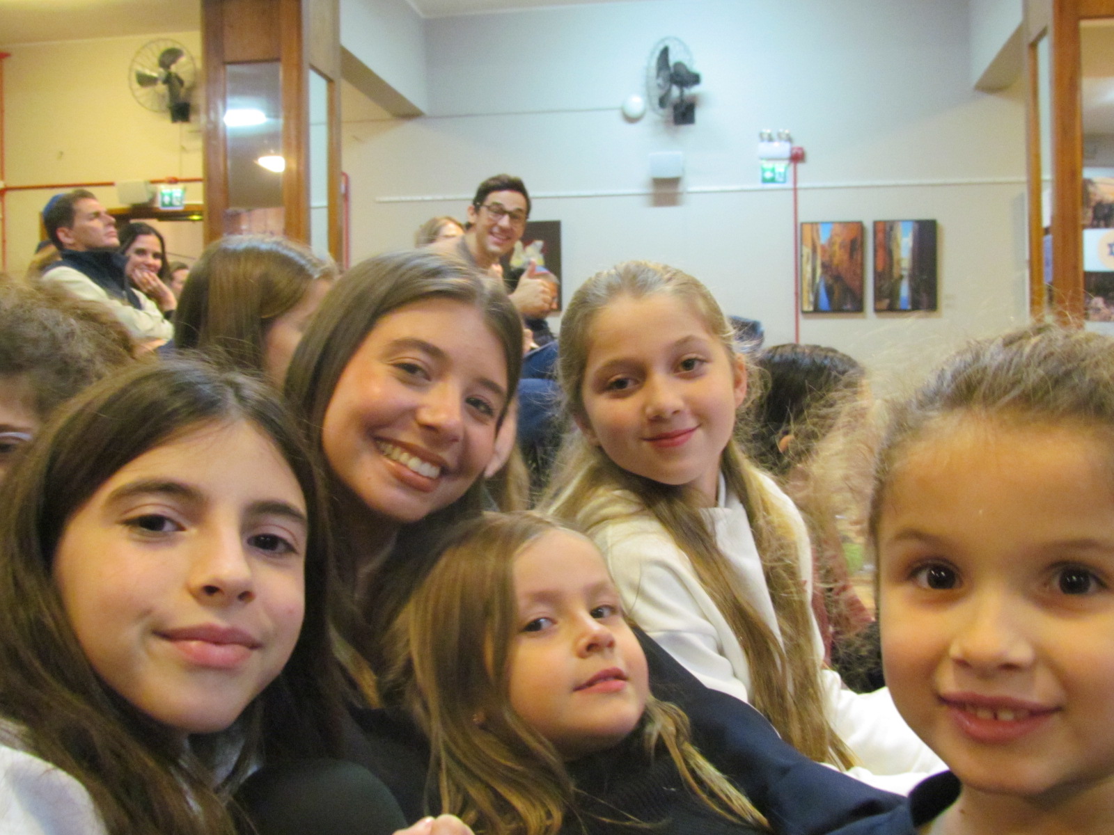 https://chazit.com/porto_alegre/../fotos/fotos_site/2025/1° semestre/Shabat Chazit/IMG_0018.JPG